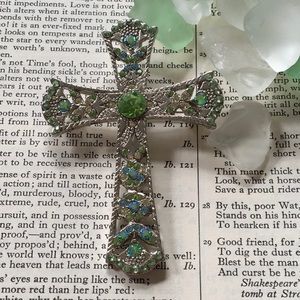 Peridot Mint Green Rhinestone Necklace Cross Brooch Pin Pendant Silver Tone NEW